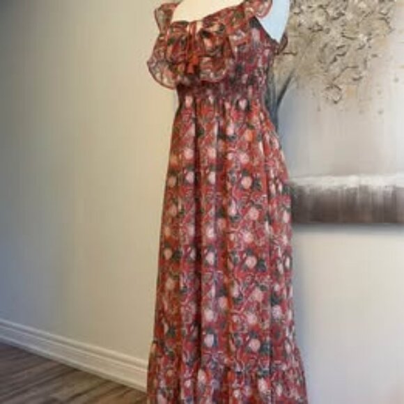Size Small Midi/Maxi dress with shirring below bust. Feminine detail. Paid $158. - Picture 1 of 10
